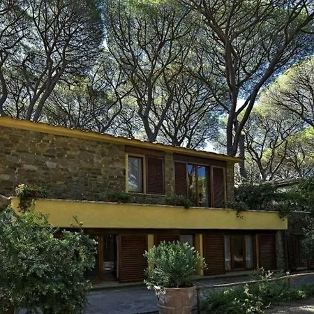 Chris Villa Castiglione della Pescaia