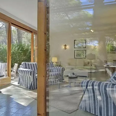 Villa Chris